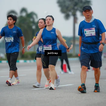 Runner Photo 7533615