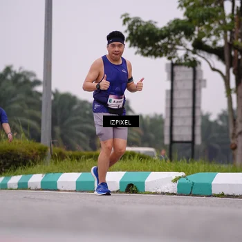 Runner Photo 7533618