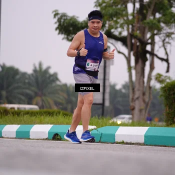 Runner Photo 7533619