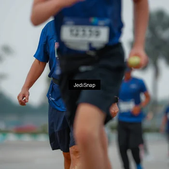Runner Photo 7533640