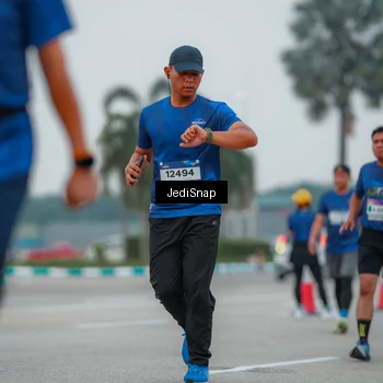Runner Photo 7533647