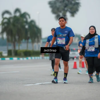 Runner Photo 7533649
