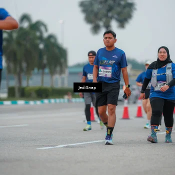 Runner Photo 7533651