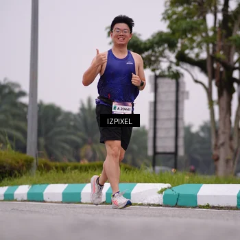 Runner Photo 7533664