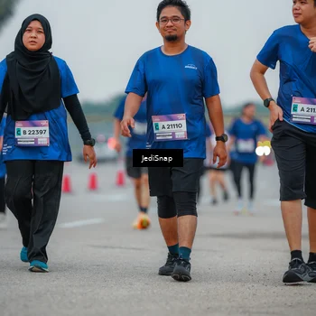 Runner Photo 7533685