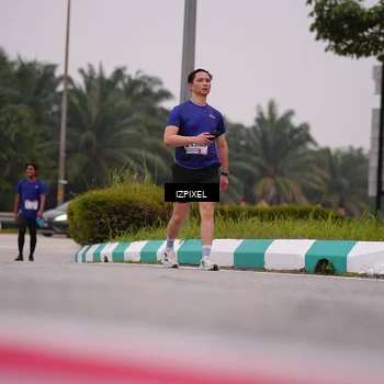 Runner Photo 7533688