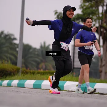 Runner Photo 7533739
