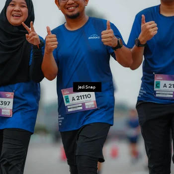 Runner Photo 7533750