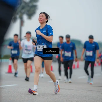 Runner Photo 7533756