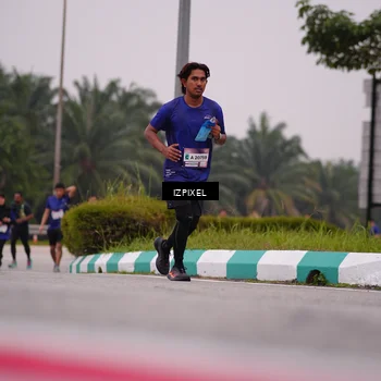 Runner Photo 7533760