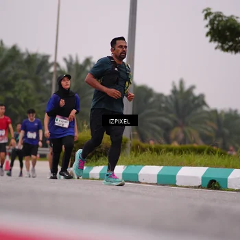 Runner Photo 7533789