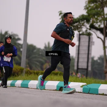 Runner Photo 7533792