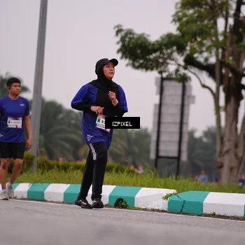 Runner Photo 7533804