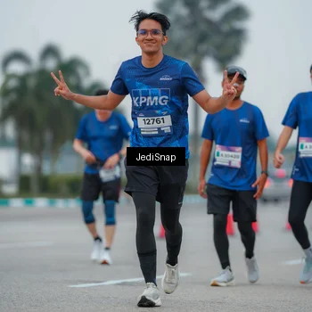 Runner Photo 7533830