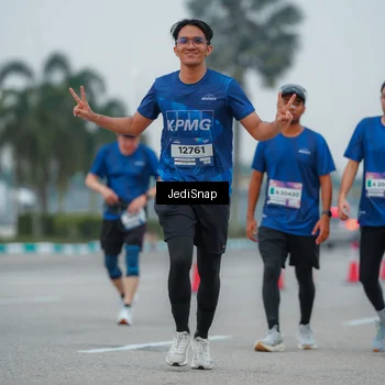 Runner Photo 7533833