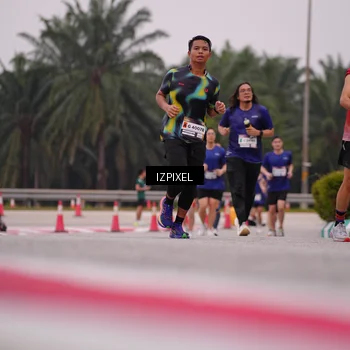 Runner Photo 7533834