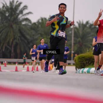 Runner Photo 7533842