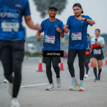 Runner Photo 7533846