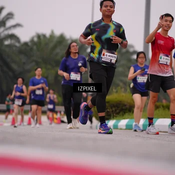 Runner Photo 7533847