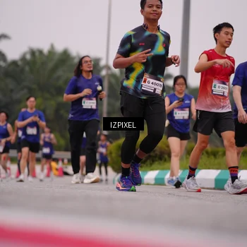 Runner Photo 7533852