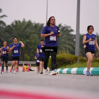 Runner Photo 7533871