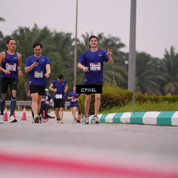 Runner Photo 7533872