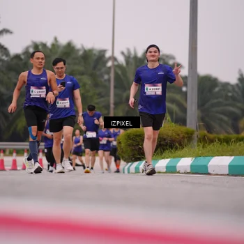 Runner Photo 7533875