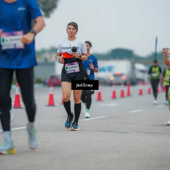 Runner Photo 7533878