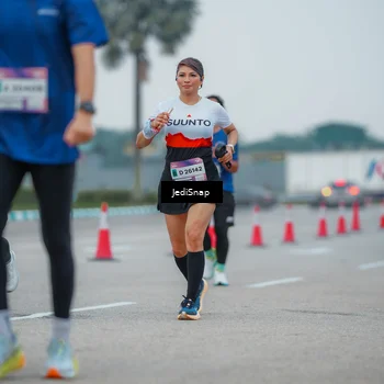 Runner Photo 7533882