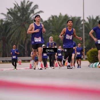 Runner Photo 7533896