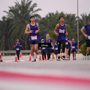 Runner Photo 7533897