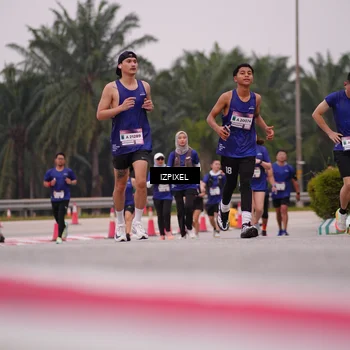 Runner Photo 7533898