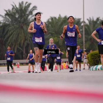 Runner Photo 7533902