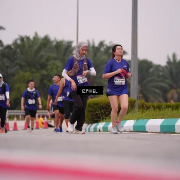 Runner Photo 7533924