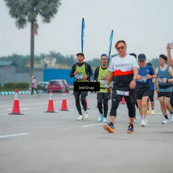 Runner Photo 7533946
