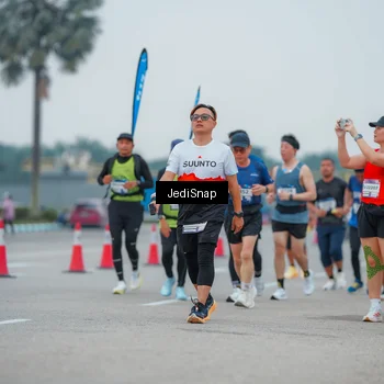 Runner Photo 7533958