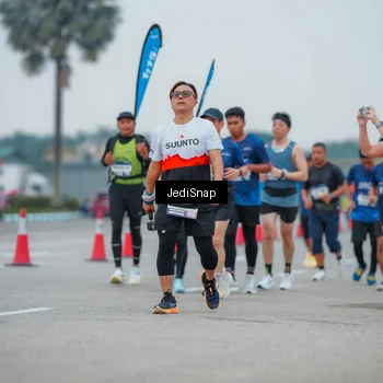 Runner Photo 7533966