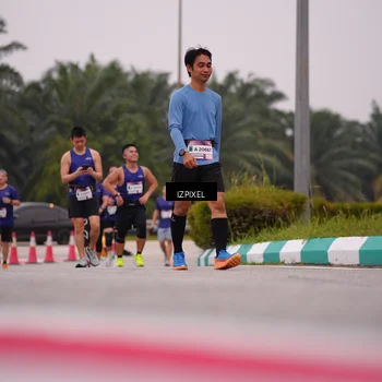 Runner Photo 7533995