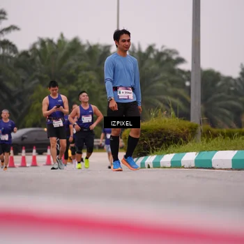 Runner Photo 7533996