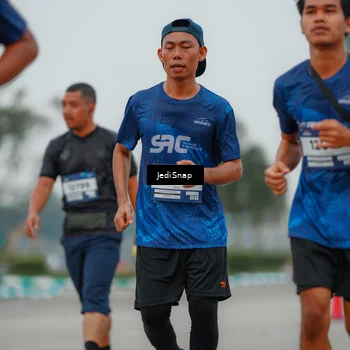 Runner Photo 7533997