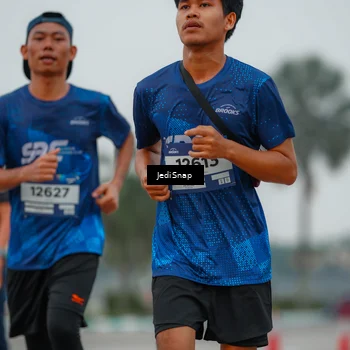 Runner Photo 7533998