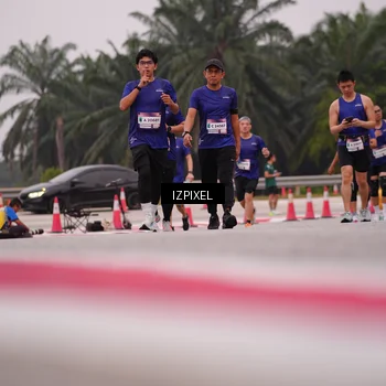 Runner Photo 7534005