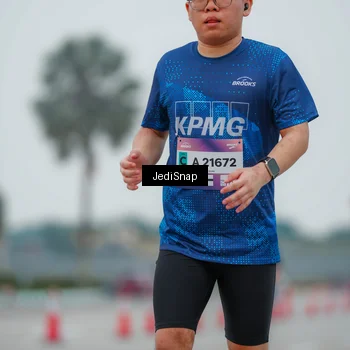 Runner Photo 7534012