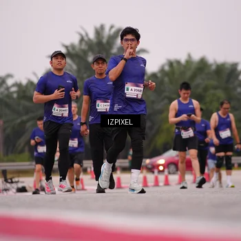 Runner Photo 7534016
