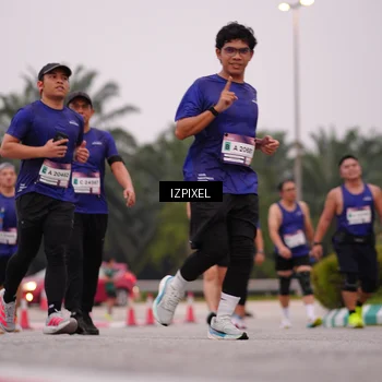 Runner Photo 7534019