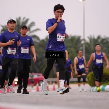 Runner Photo 7534020
