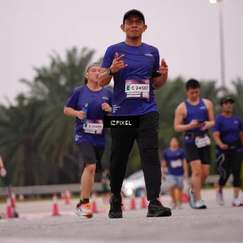 Runner Photo 7534031