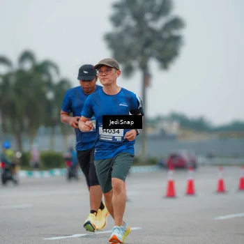 Runner Photo 7534033