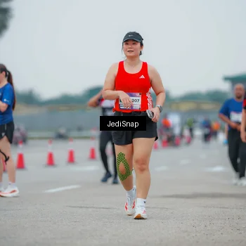Runner Photo 7534034