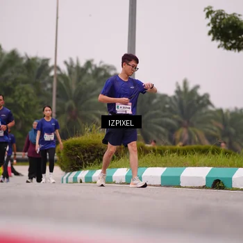 Runner Photo 7534076